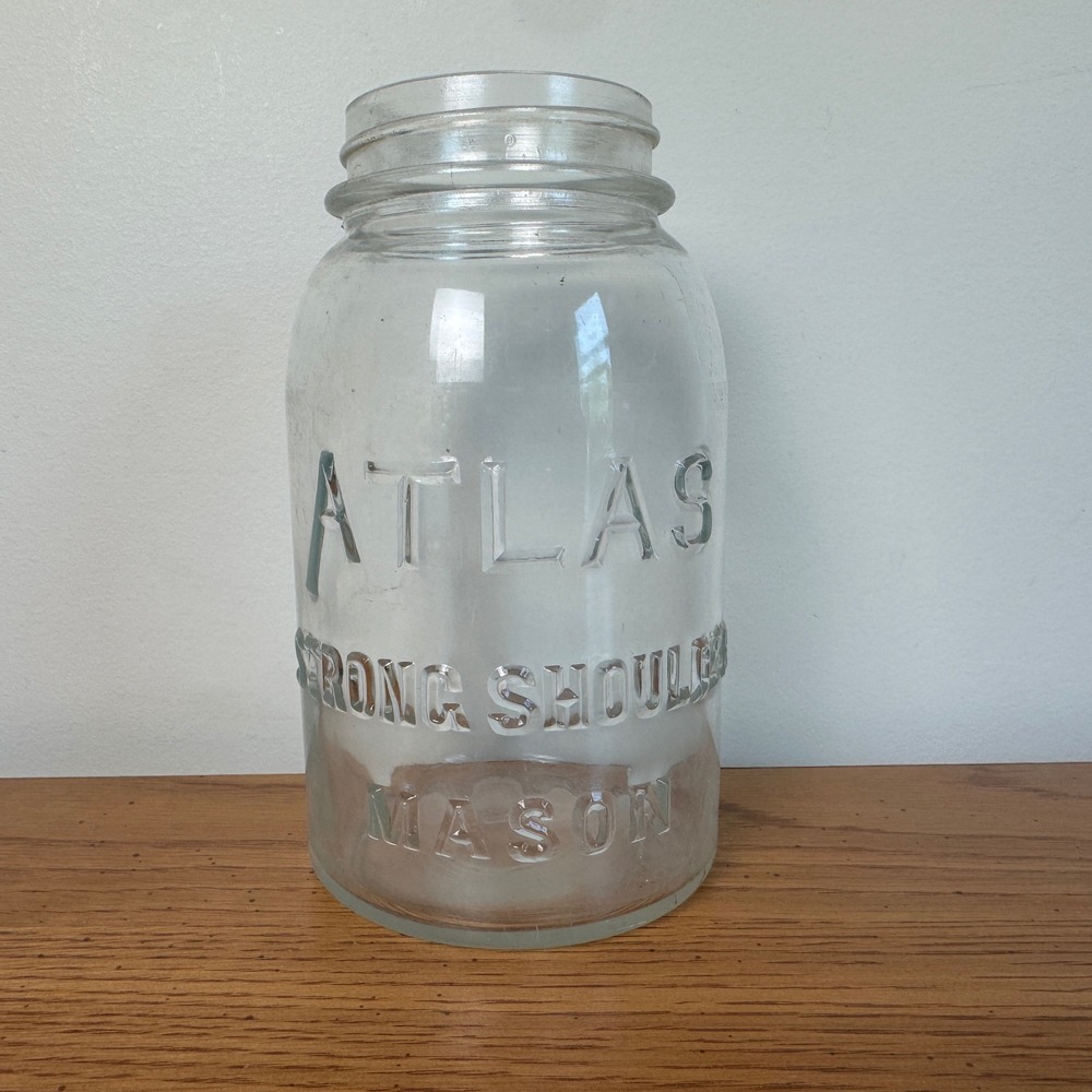Vintage Atlas Strong Shoulder Mason Jar Clear Glass Quart‎ Size Canning Jar